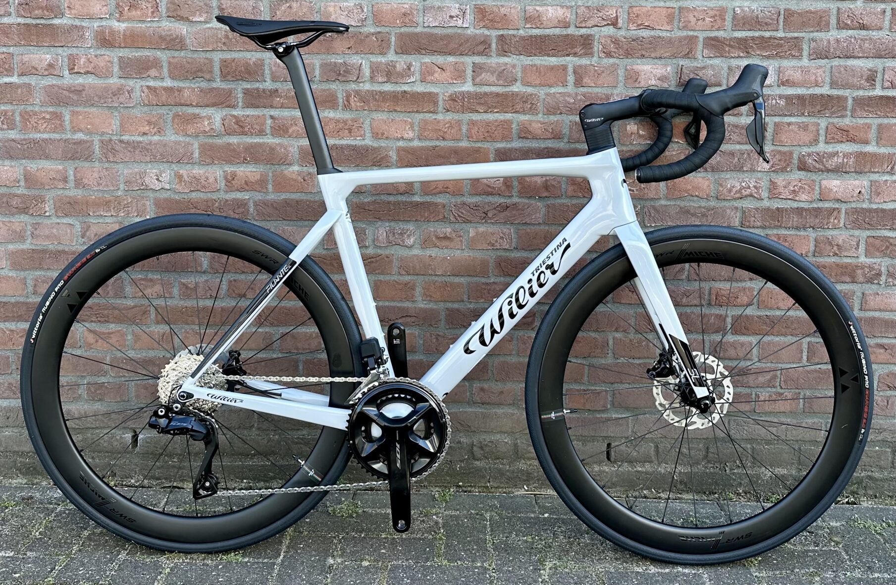 Filante SL Shimano 105 12-speed Di2